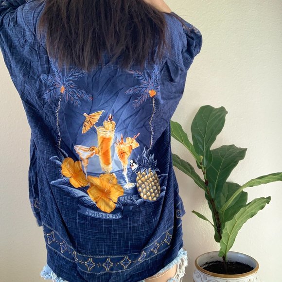 Vintage Big Dogs Drinks Hawaiian Shirt - Picture 4 of 6